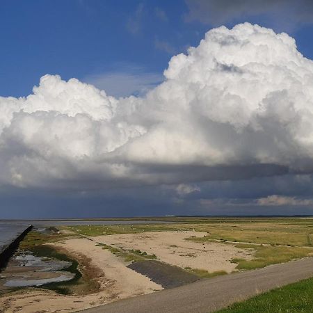 Wad'Ngeluk Villa Paesens ภายนอก รูปภาพ