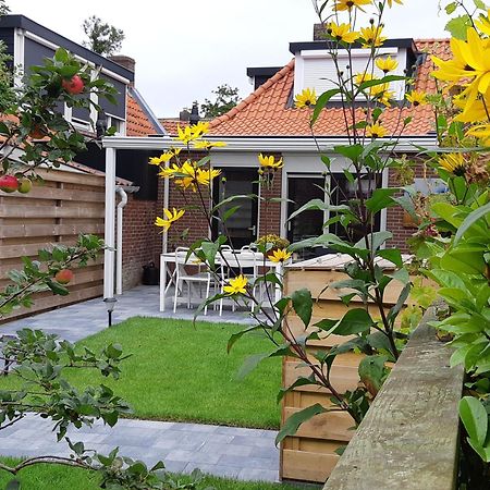 Wad'Ngeluk Villa Paesens ภายนอก รูปภาพ